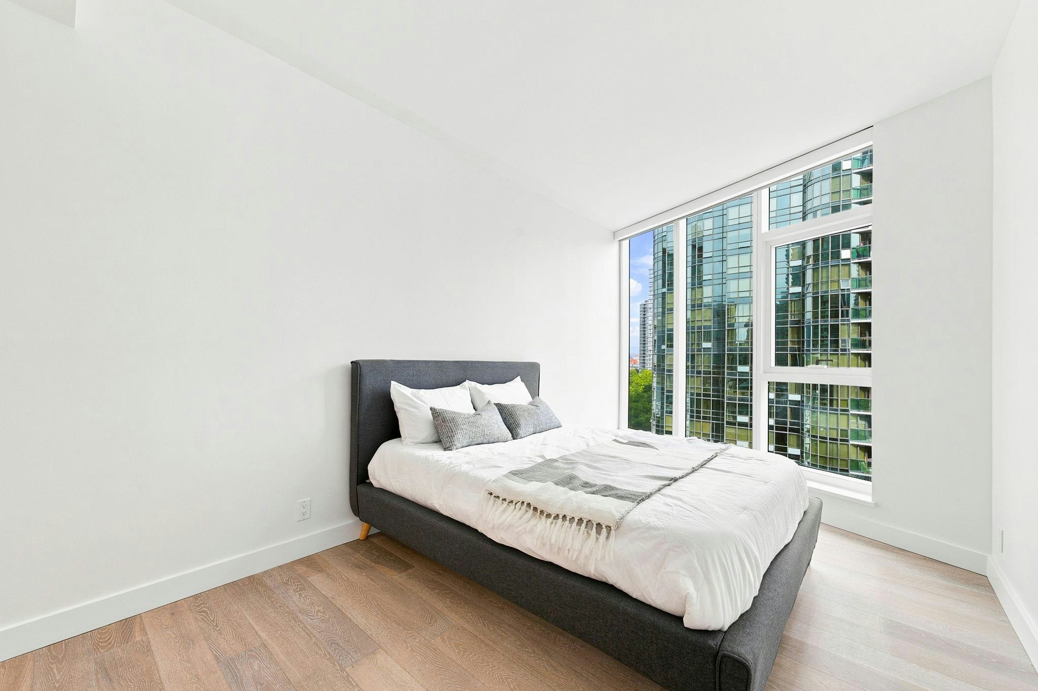 802-1409 W Pender Street, Vancouver, BC, V6G 2S3 - 11