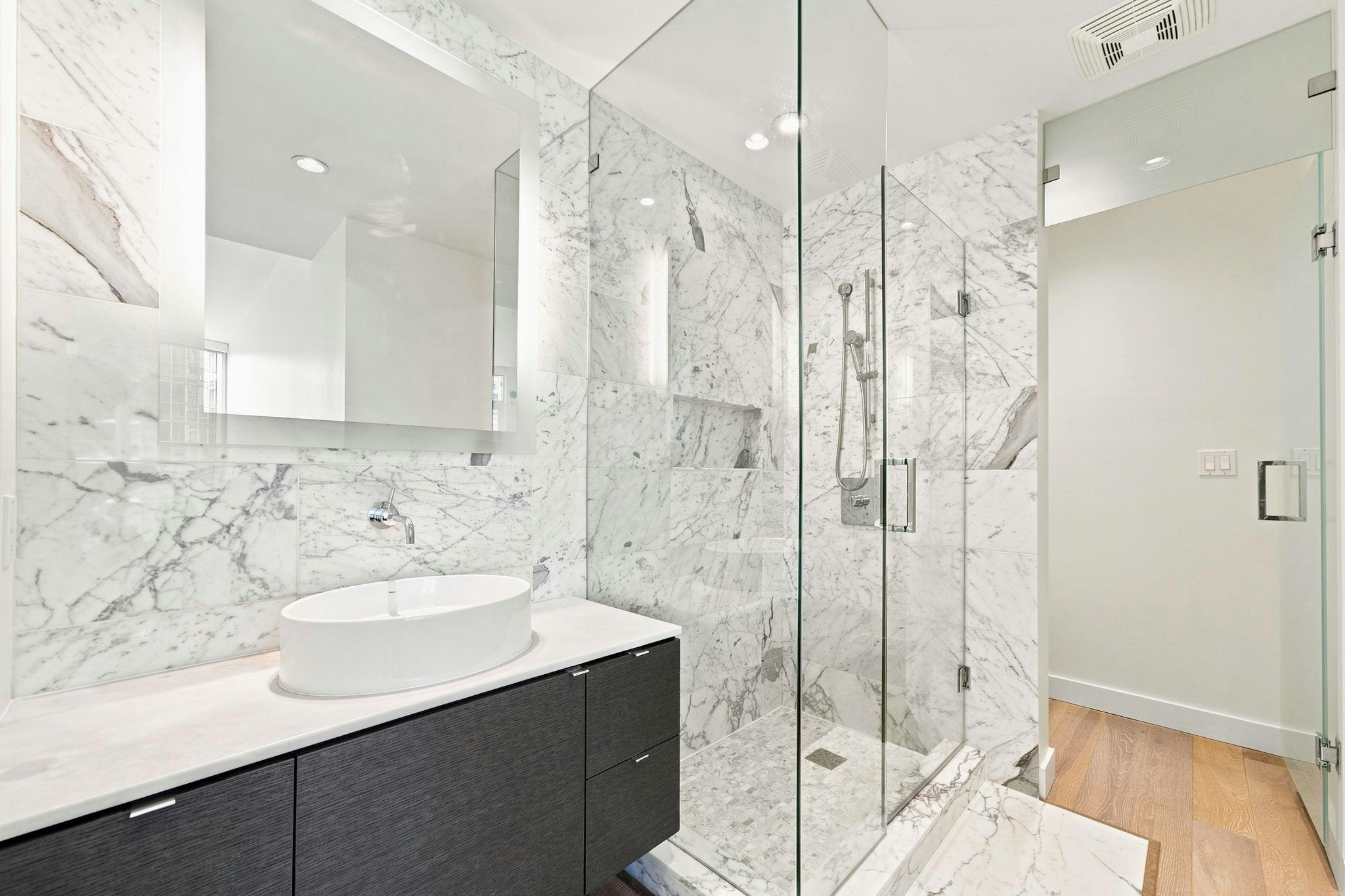 802-1409 W Pender Street, Vancouver, BC, V6G 2S3 - 12