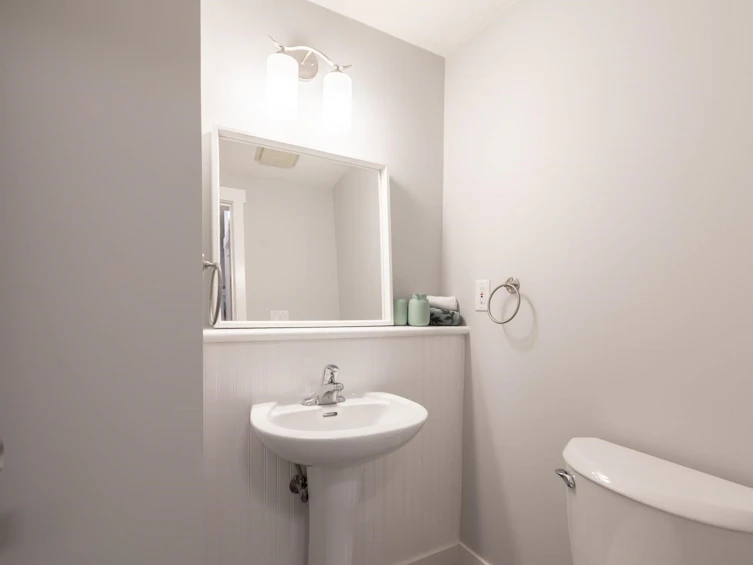 19-1174 Inlet Street, Coquitlam, BC, V3B 6E4 - 9