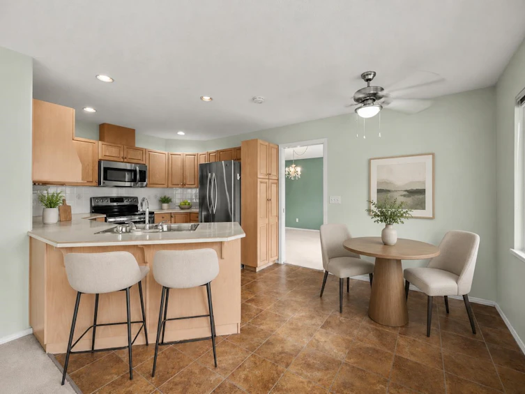 235-13888 70 Avenue, Surrey, BC, V3W 0R8 - 4