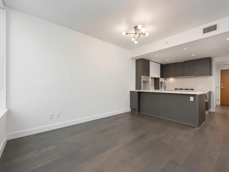 207-288 W 1st Avenue, Vancouver, BC, V5Y 0E9 - 4