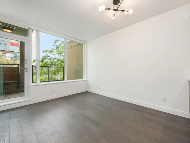 207-288 W 1st Avenue, Vancouver, BC, V5Y 0E9 - 2