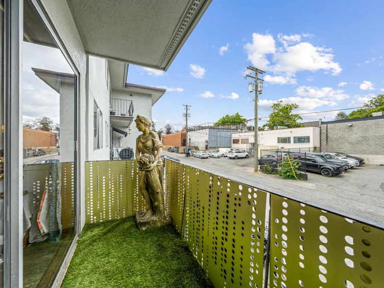 208-611 Blackford Street, New Westminster, BC, V3M 1R7 - 21