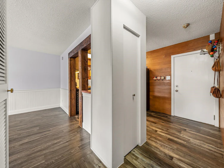 208-611 Blackford Street, New Westminster, BC, V3M 1R7 - 13