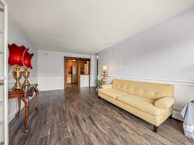208-611 Blackford Street, New Westminster, BC, V3M 1R7 - 5