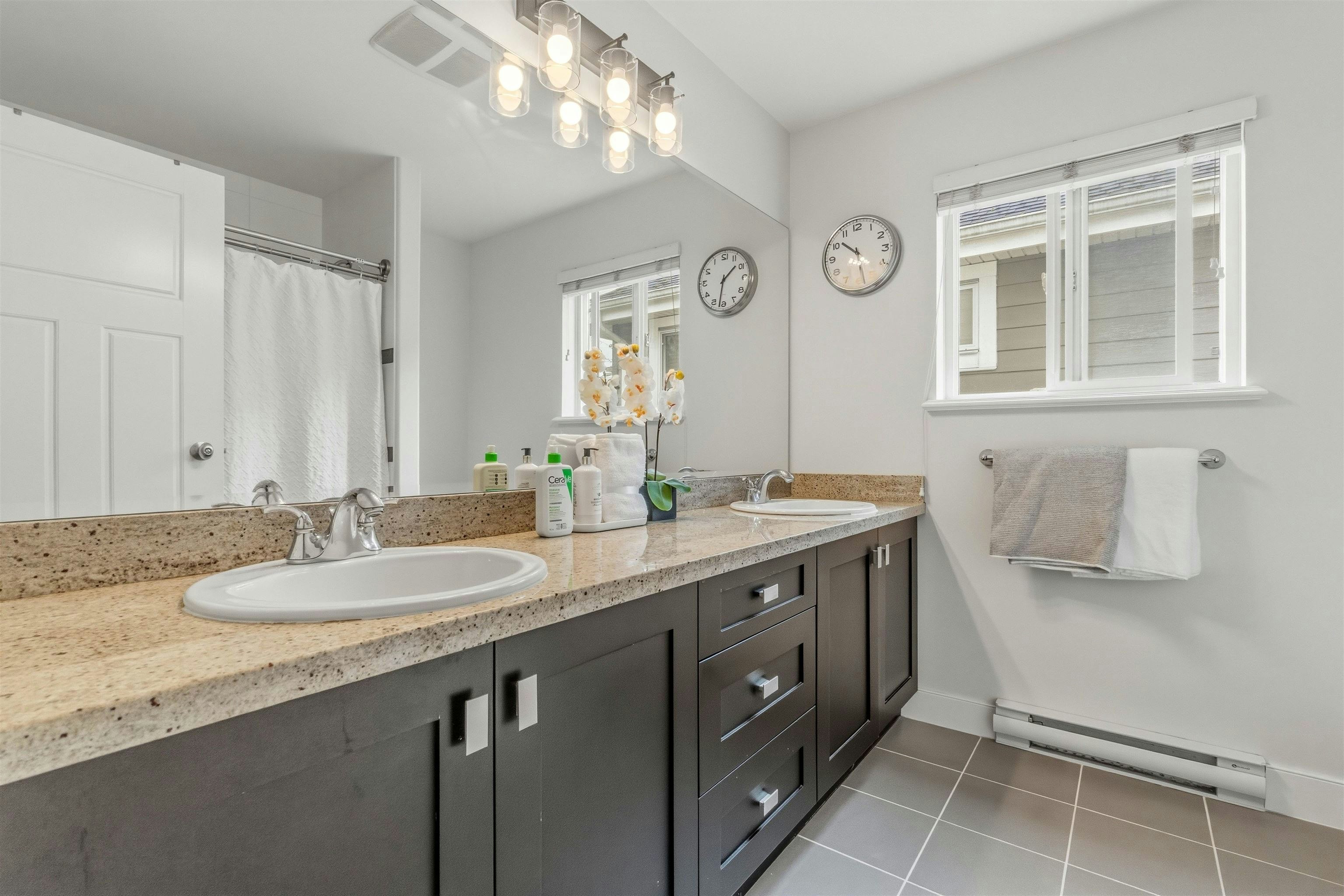 8256 Trondheim Drive, Delta, BC, V4C 0B8 - 28