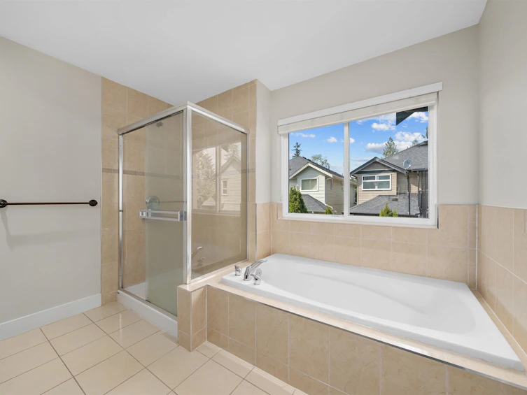 24225 103a Avenue, Maple Ridge, BC, V2W 0E4 - 23