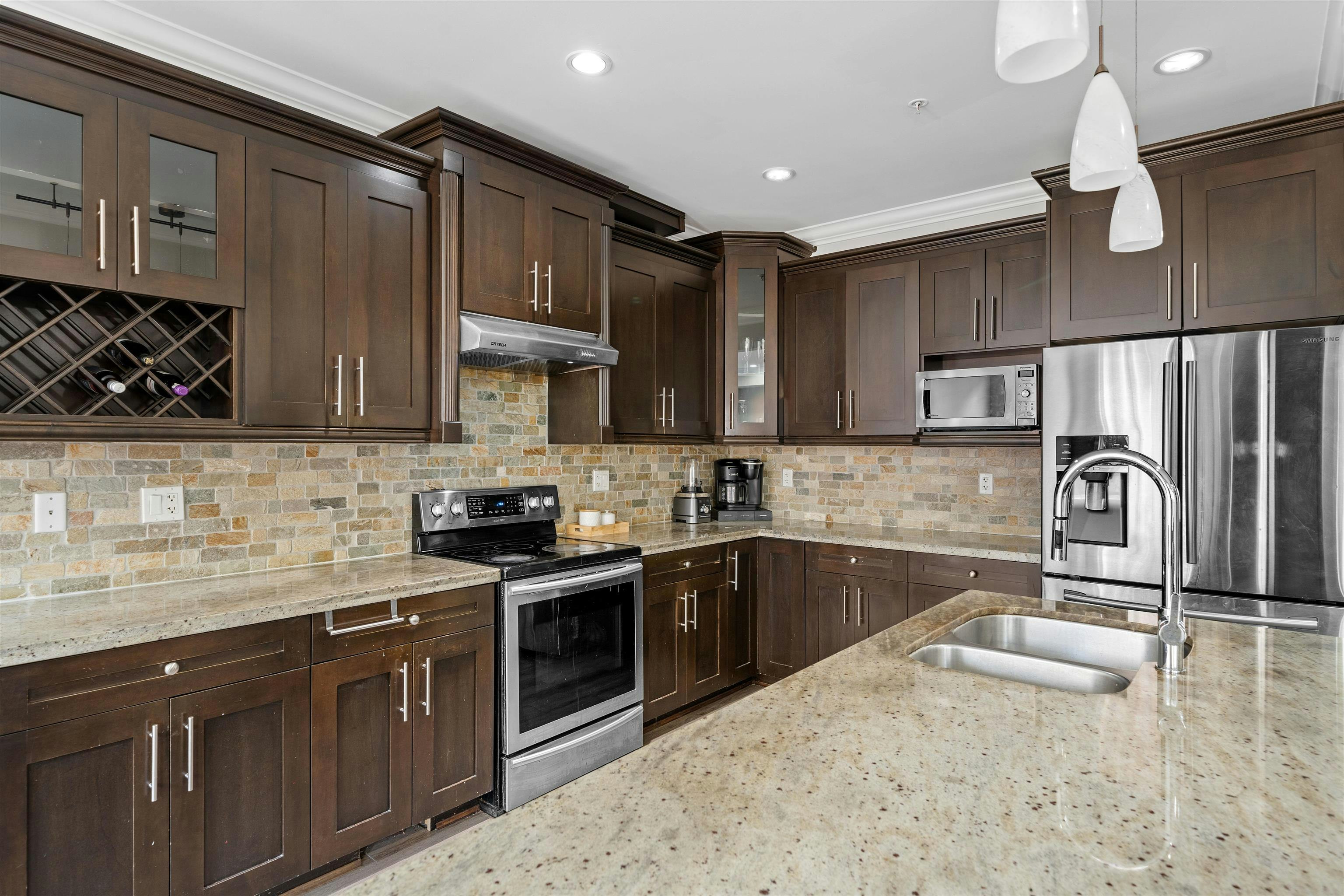 24225 103a Avenue, Maple Ridge, BC, V2W 0E4 - 12
