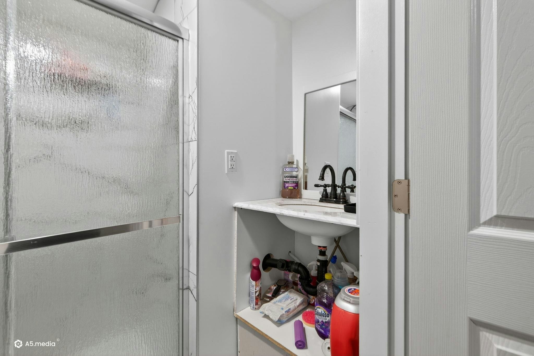14032 Grosvenor Road, Surrey, BC, V3R 5G5 - 31
