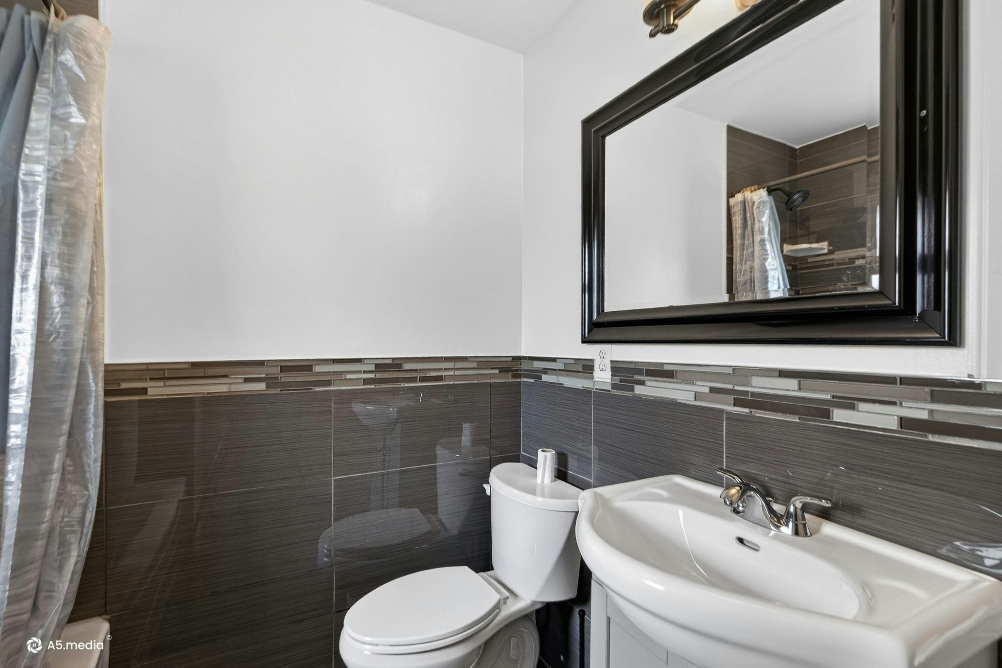 14032 Grosvenor Road, Surrey, BC, V3R 5G5 - 20