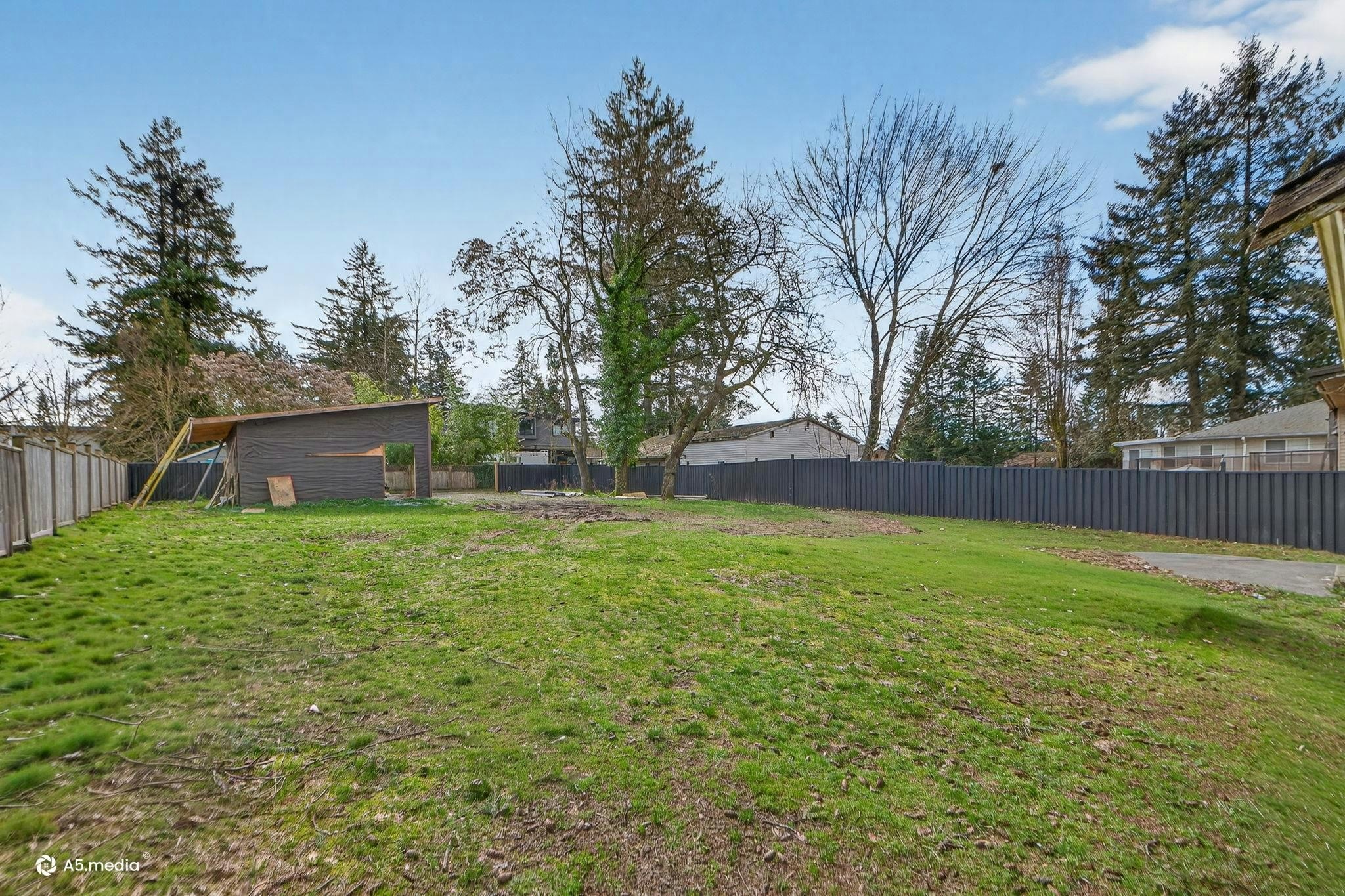 14032 Grosvenor Road, Surrey, BC, V3R 5G5 - 32