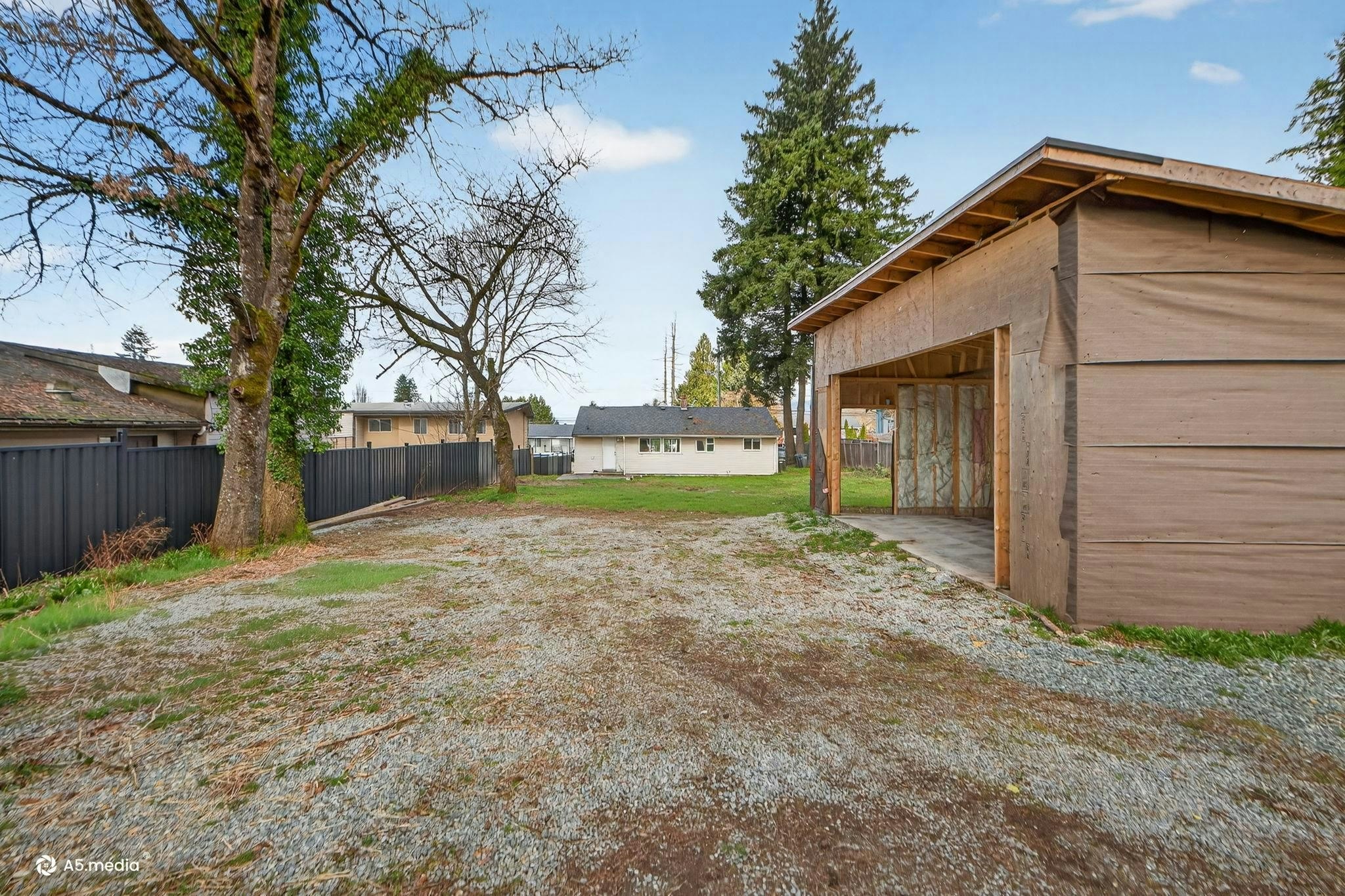 14032 Grosvenor Road, Surrey, BC, V3R 5G5 - 37