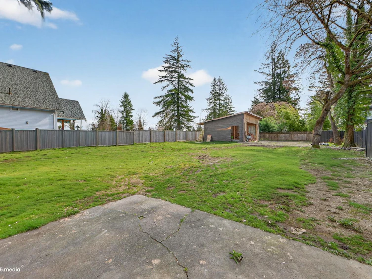 14032 Grosvenor Road, Surrey, BC, V3R 5G5 - 33