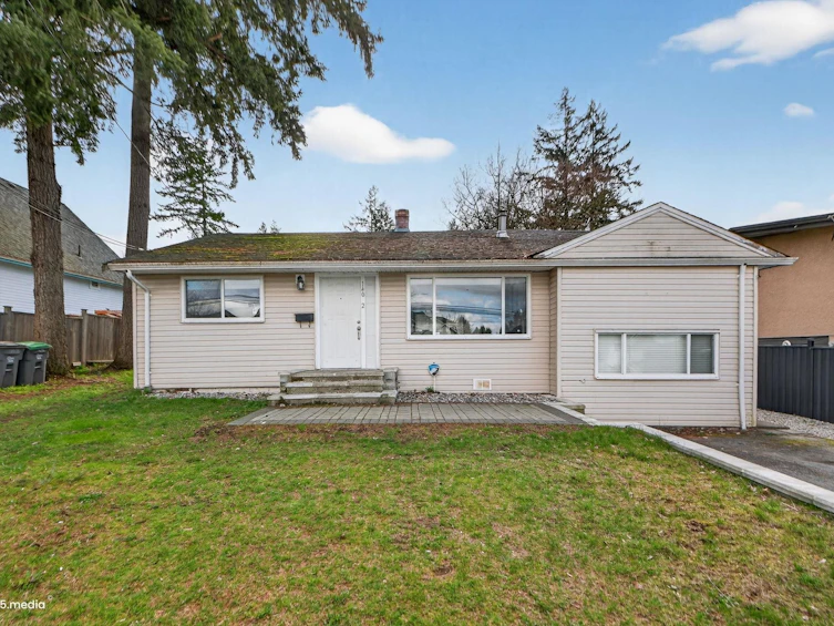 14032 Grosvenor Road, Surrey, BC, V3R 5G5 - 4