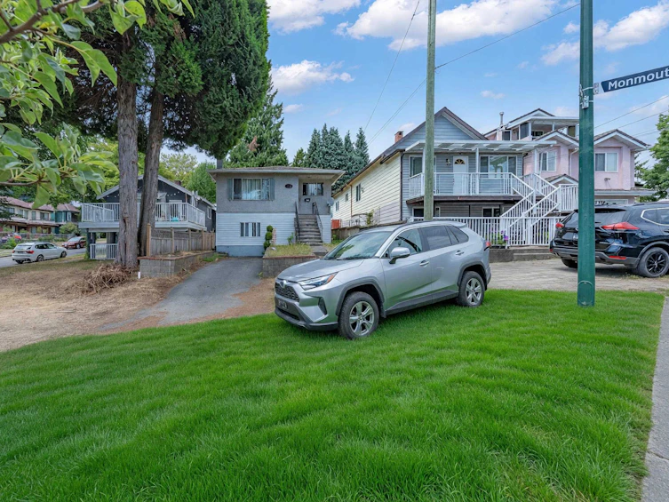 4987 Hoy Street, Vancouver, BC, V5R 4N6 - 12