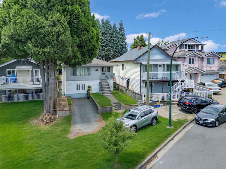 4987 Hoy Street, Vancouver, BC, V5R 4N6 - 16
