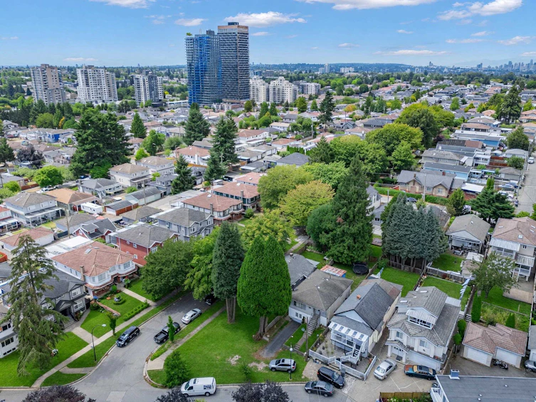4987 Hoy Street, Vancouver, BC, V5R 4N6 - 17