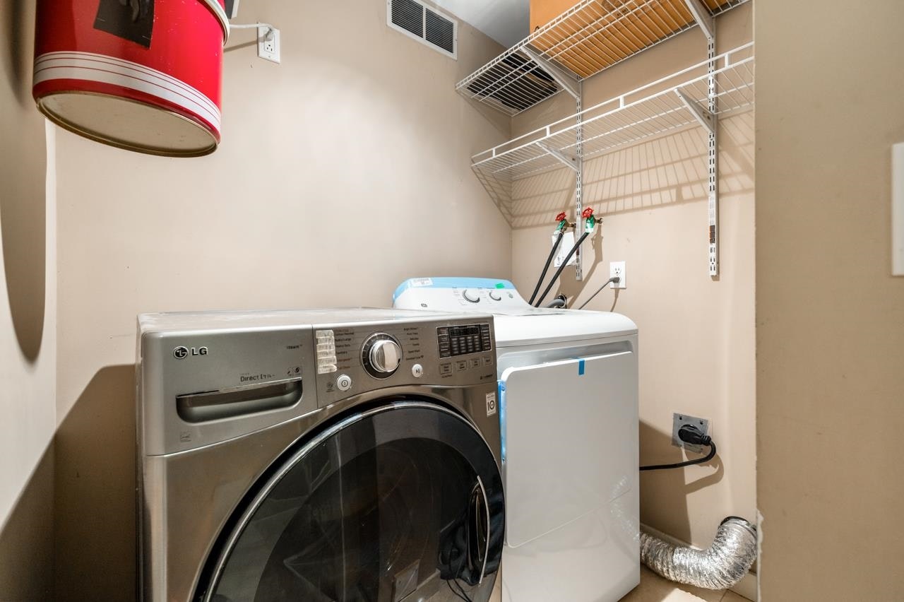 6678 Angus Drive, Vancouver, BC, V6P 5H9 - 9