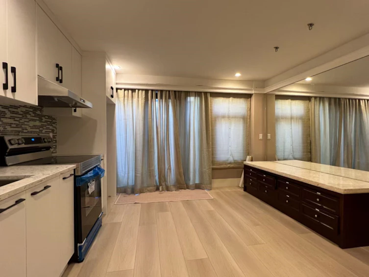 6678 Angus Drive, Vancouver, BC, V6P 5H9 - 5