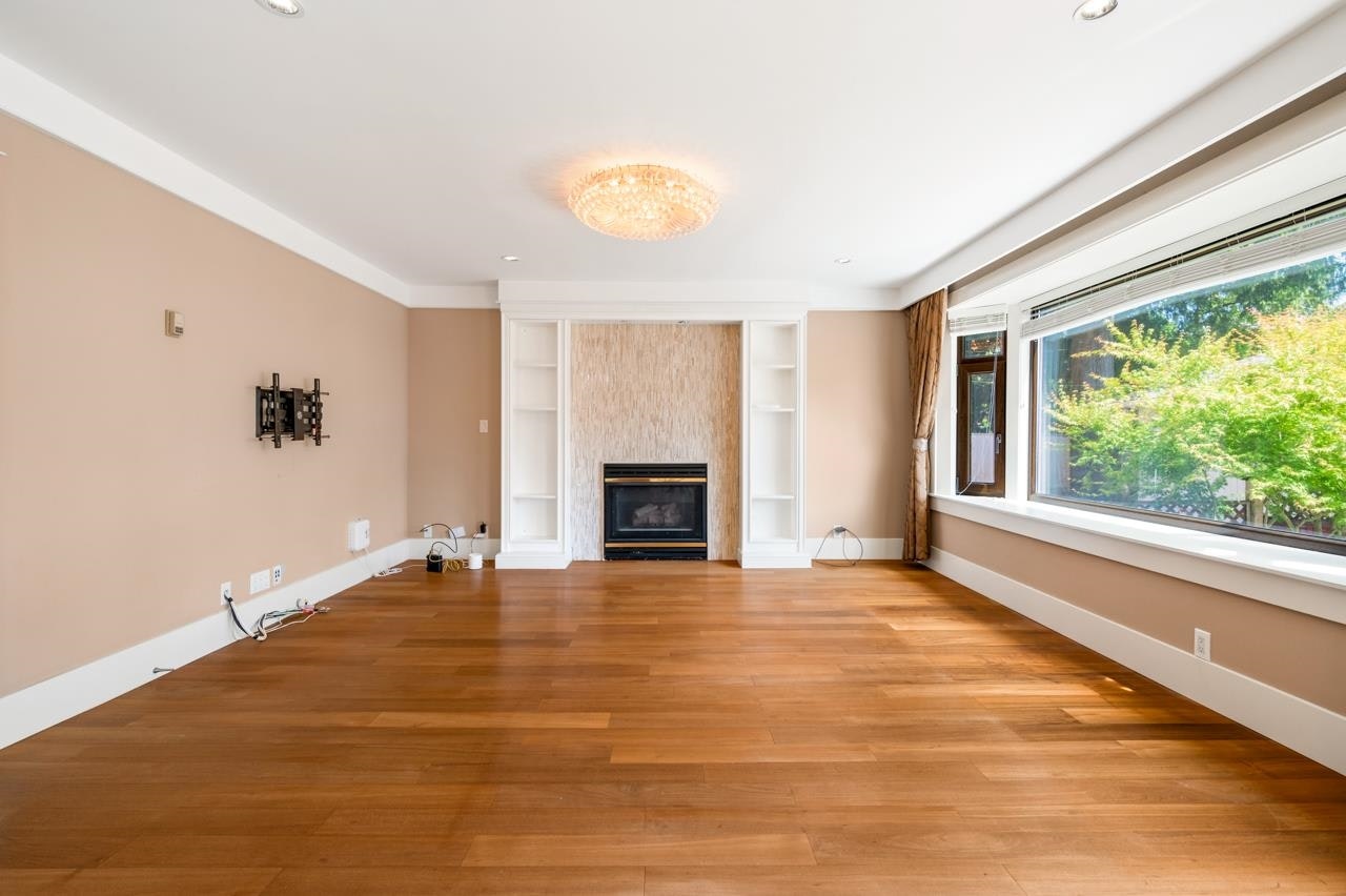 6678 Angus Drive, Vancouver, BC, V6P 5H9 - 13