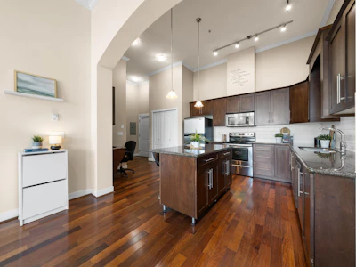 415-2628 Maple Street - 5