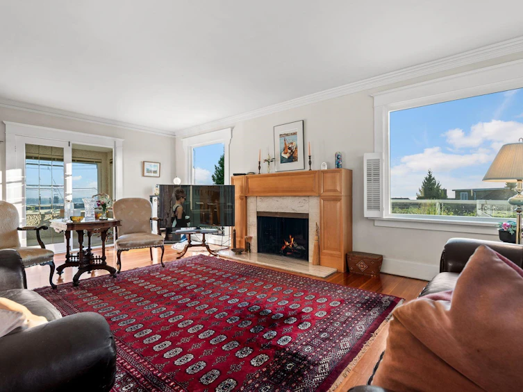 401 Somerset Street, North Vancouver, BC, V7N 1G2 - 3
