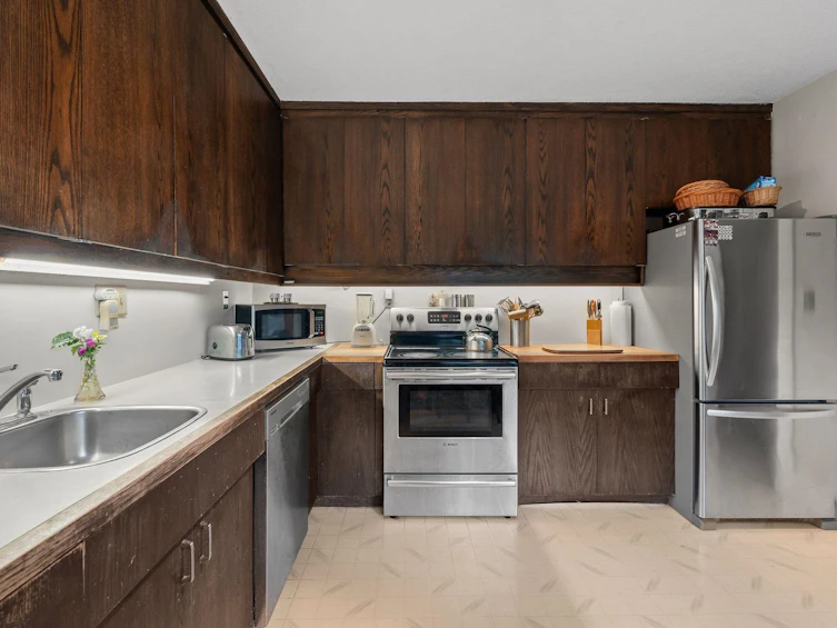 401 Somerset Street, North Vancouver, BC, V7N 1G2 - 11