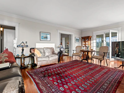 401 Somerset Street - 4