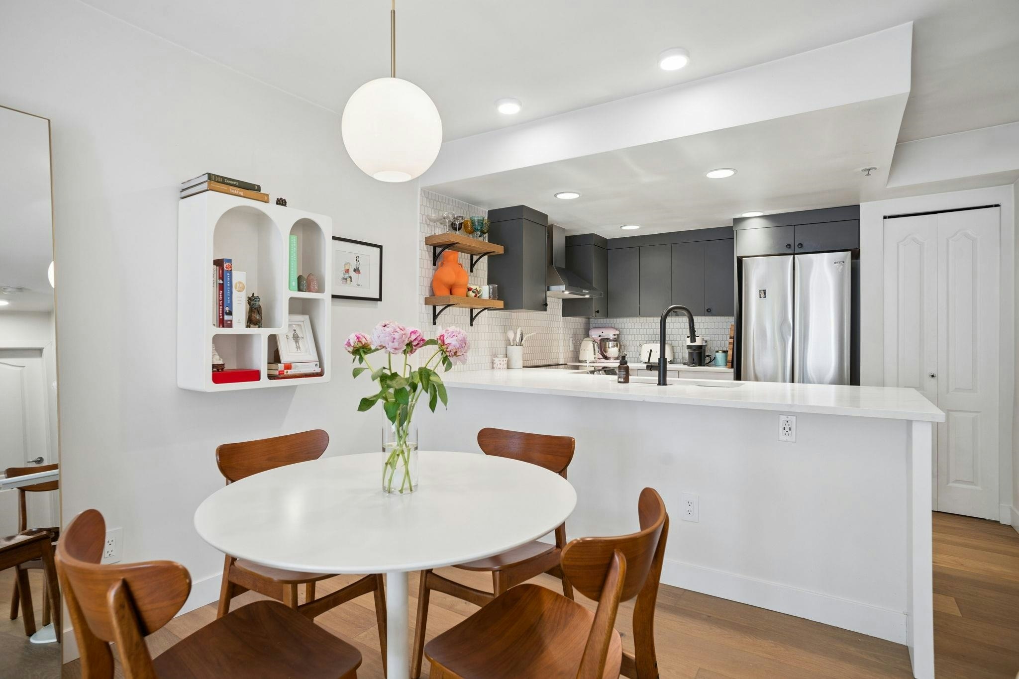 15-3036 W 4th Avenue - 4