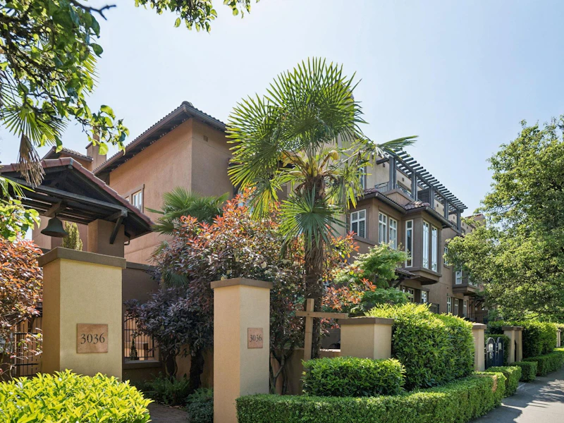 15 - 3036 W 4th Avenue, Vancouver BC V6K 1R4