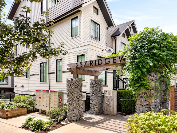 6-237 Ridgeway Avenue, North Vancouver, BC, V7L 0H6 - 16