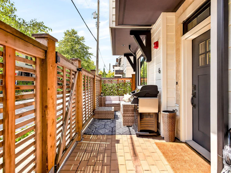 6-237 Ridgeway Avenue, North Vancouver, BC, V7L 0H6 - 10