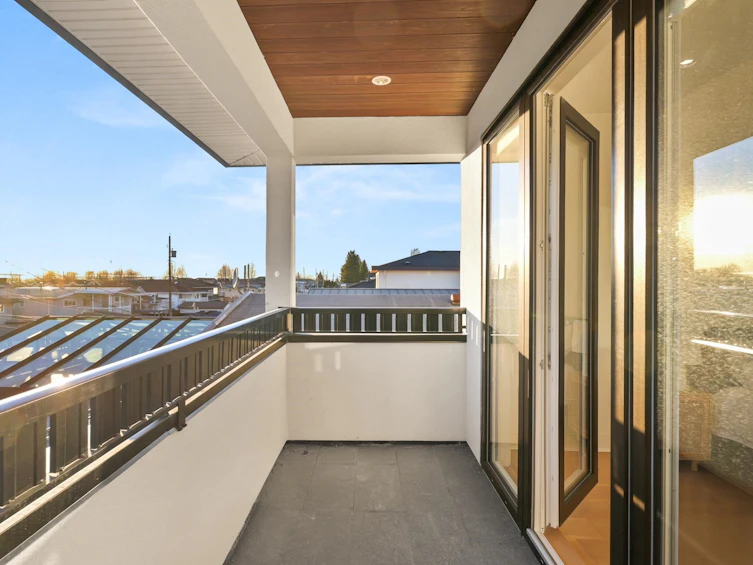4346 Pender Street, Burnaby, BC, V5C 2M6 - 35