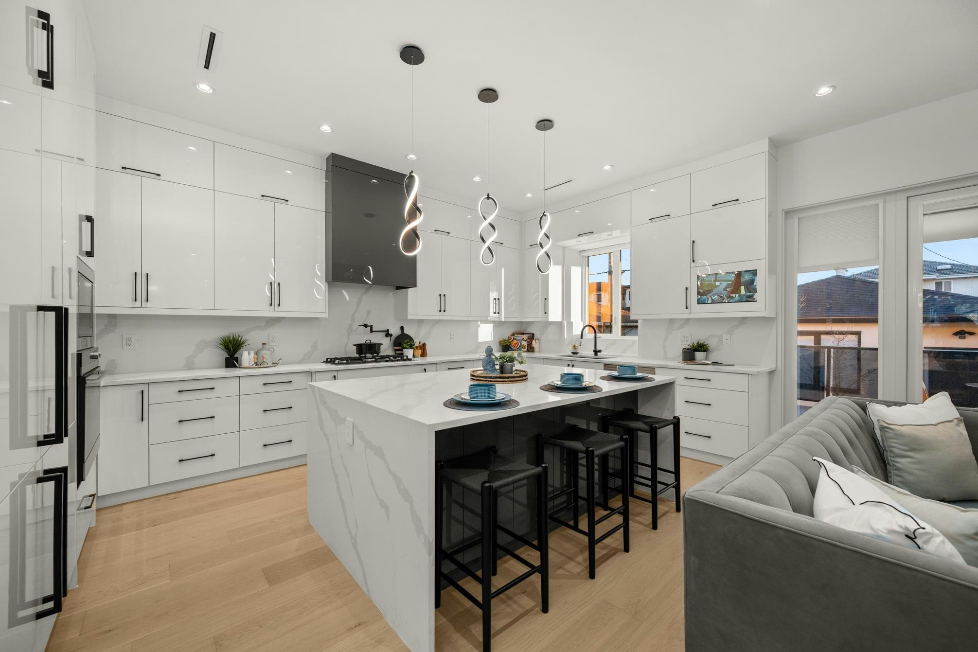 4346 Pender Street, Burnaby, BC, V5C 2M6 - 13