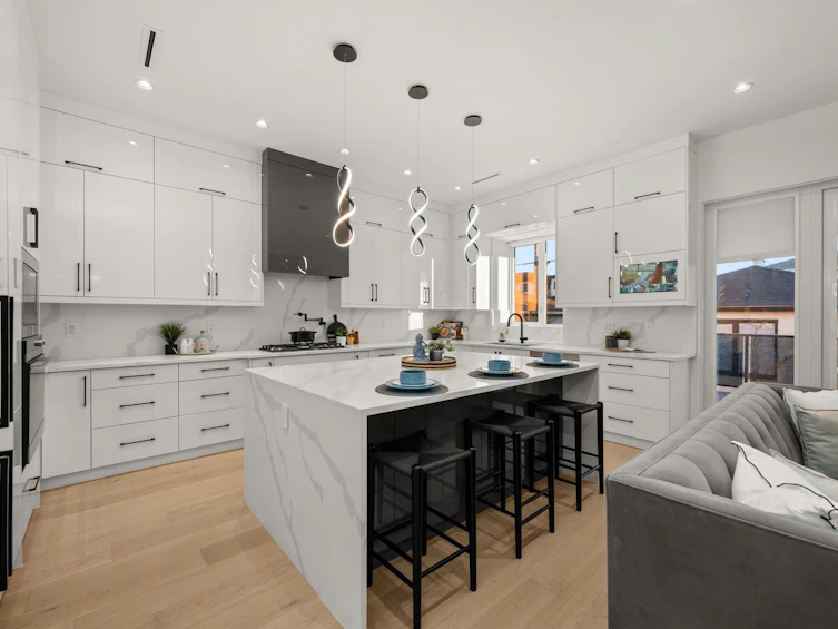4346 Pender Street, Burnaby, BC, V5C 2M6 - 13
