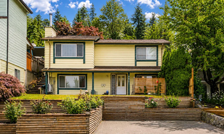 772 Appleyard Court