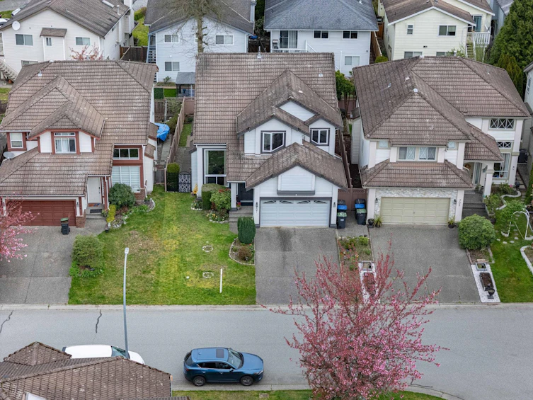 707 Omineca Avenue, Port Coquitlam, BC, V3B 7N9 - 36