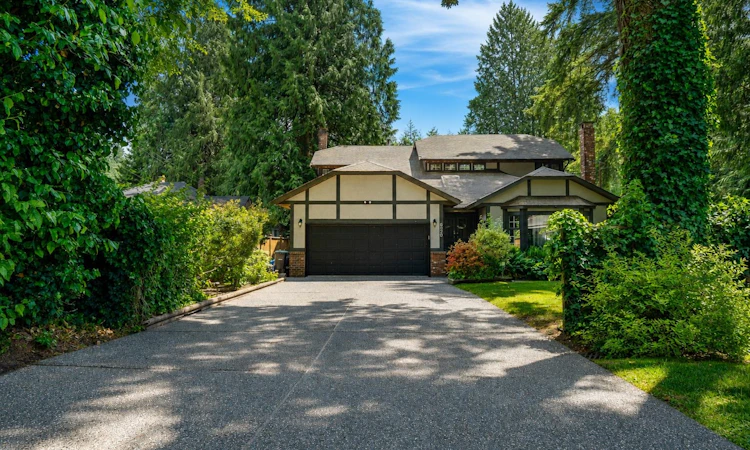 820 Seymour Boulevard