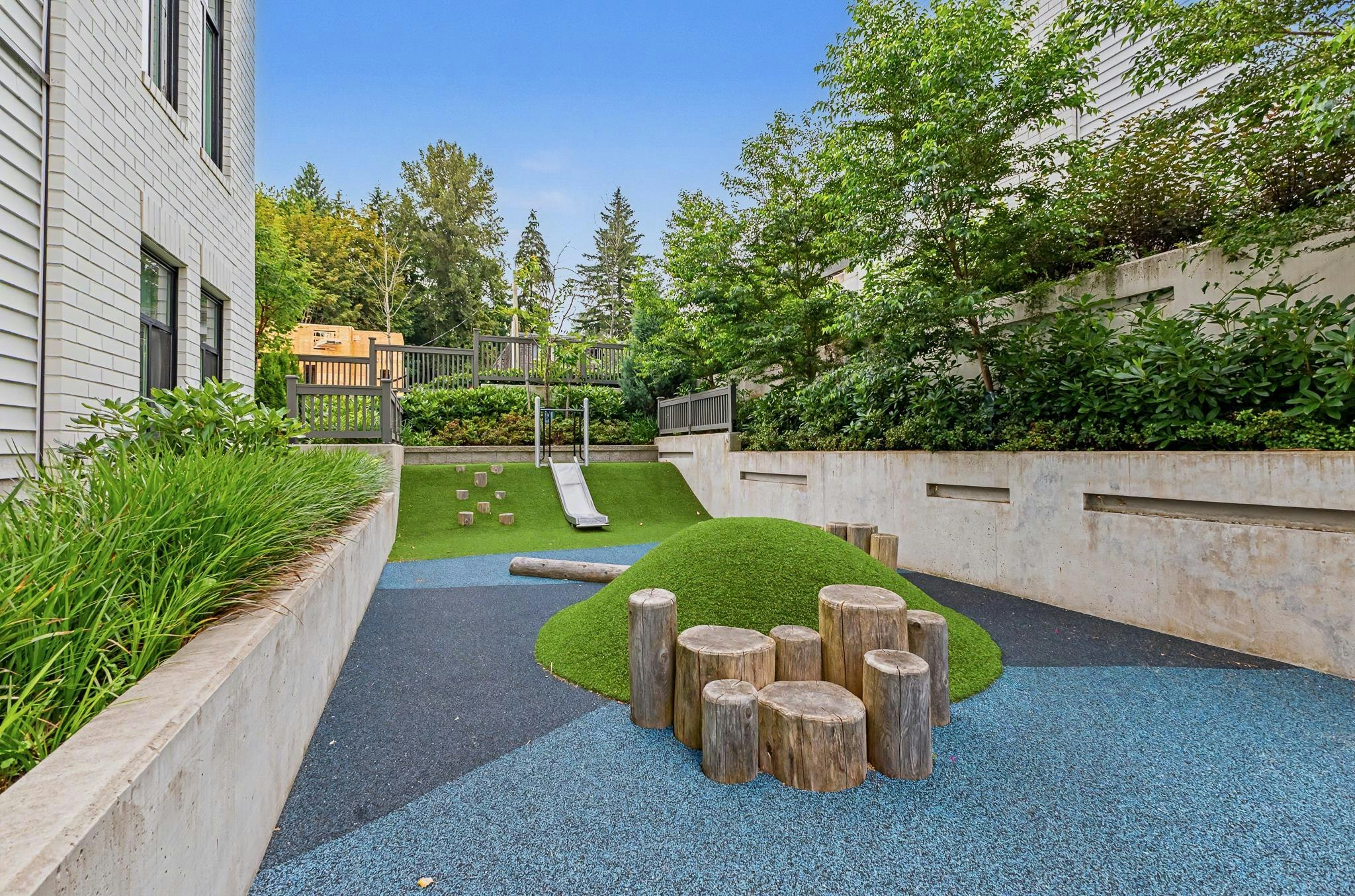 209-708 Edgar Avenue, Coquitlam, BC, V3K 0H3 - 37
