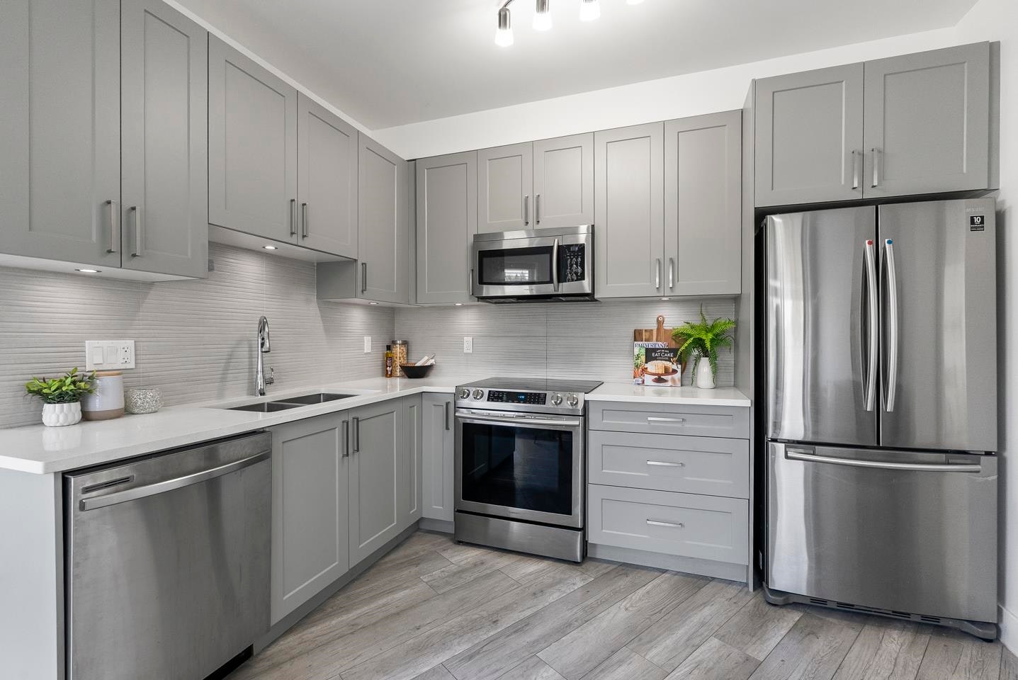 505-13978 Fraser Highway, Surrey, BC, V3T 0P2 - 4