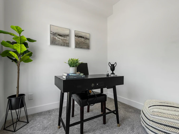 505-13978 Fraser Highway, Surrey, BC, V3T 0P2 - 13