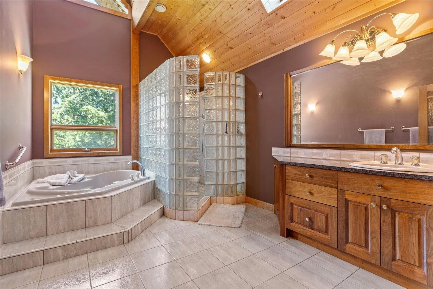 21377 Thacker Mtn Road, Hope, BC, V0X 1L1 - 26
