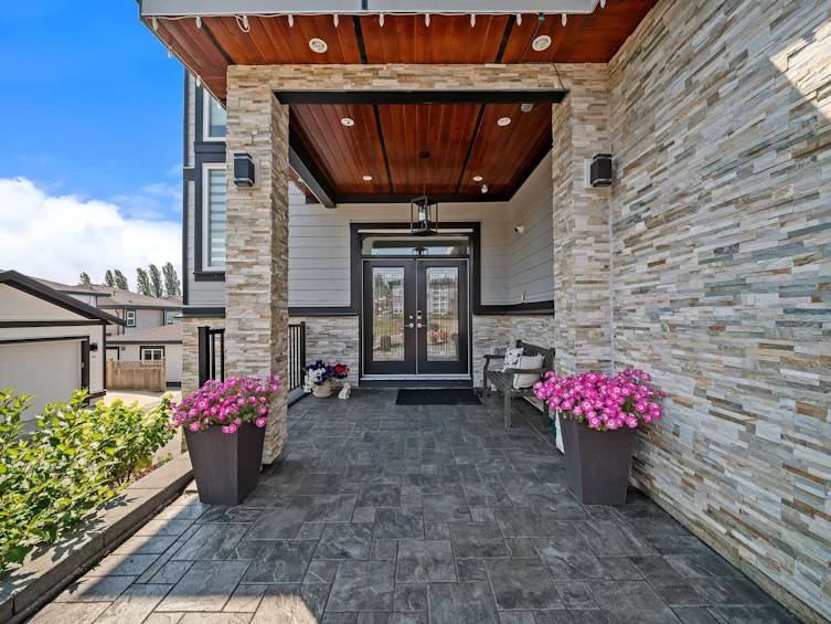 20574 71 Avenue, Langley, BC, V2Y 3J9 - 4