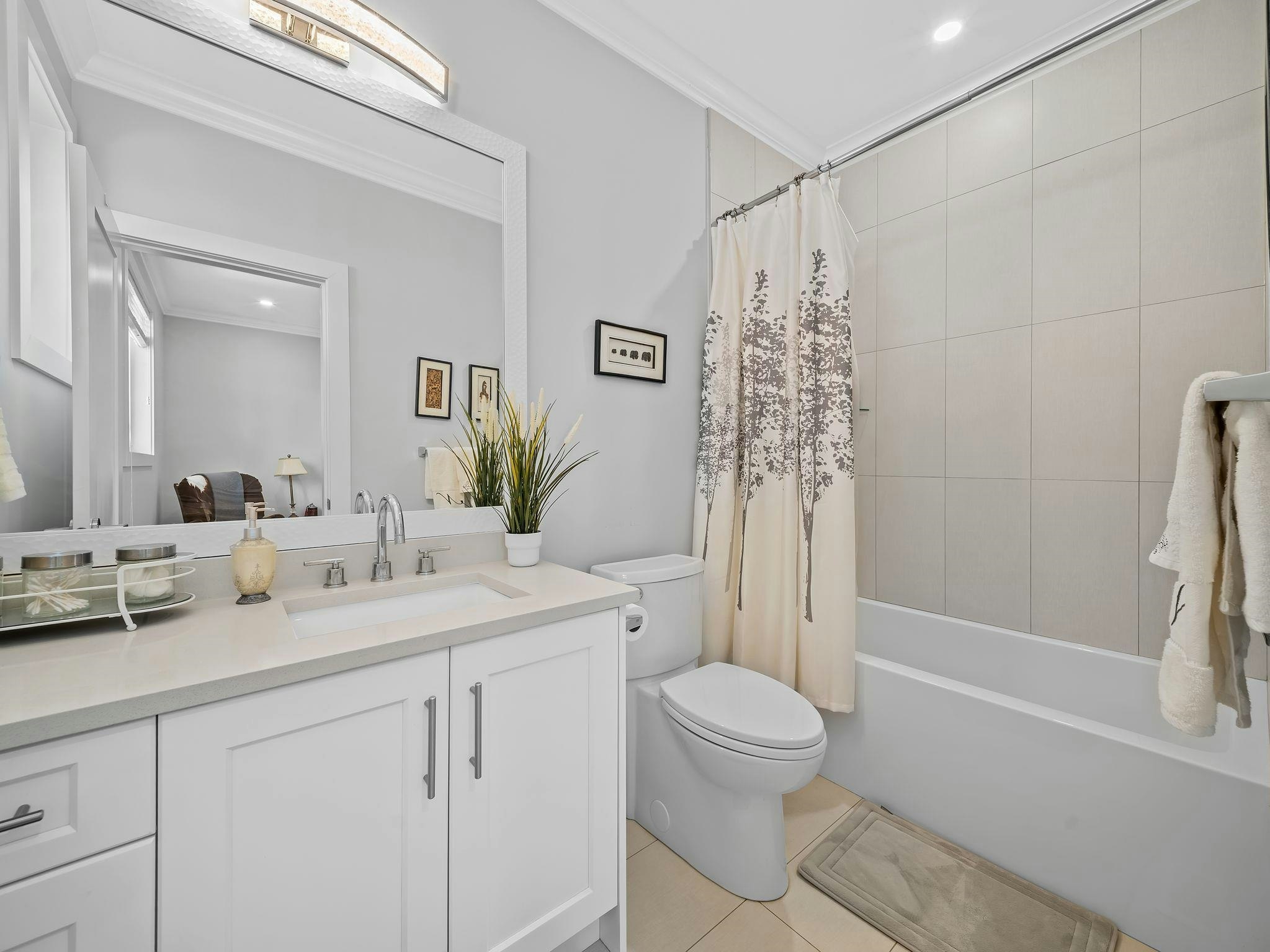 20574 71 Avenue, Langley, BC, V2Y 3J9 - 20