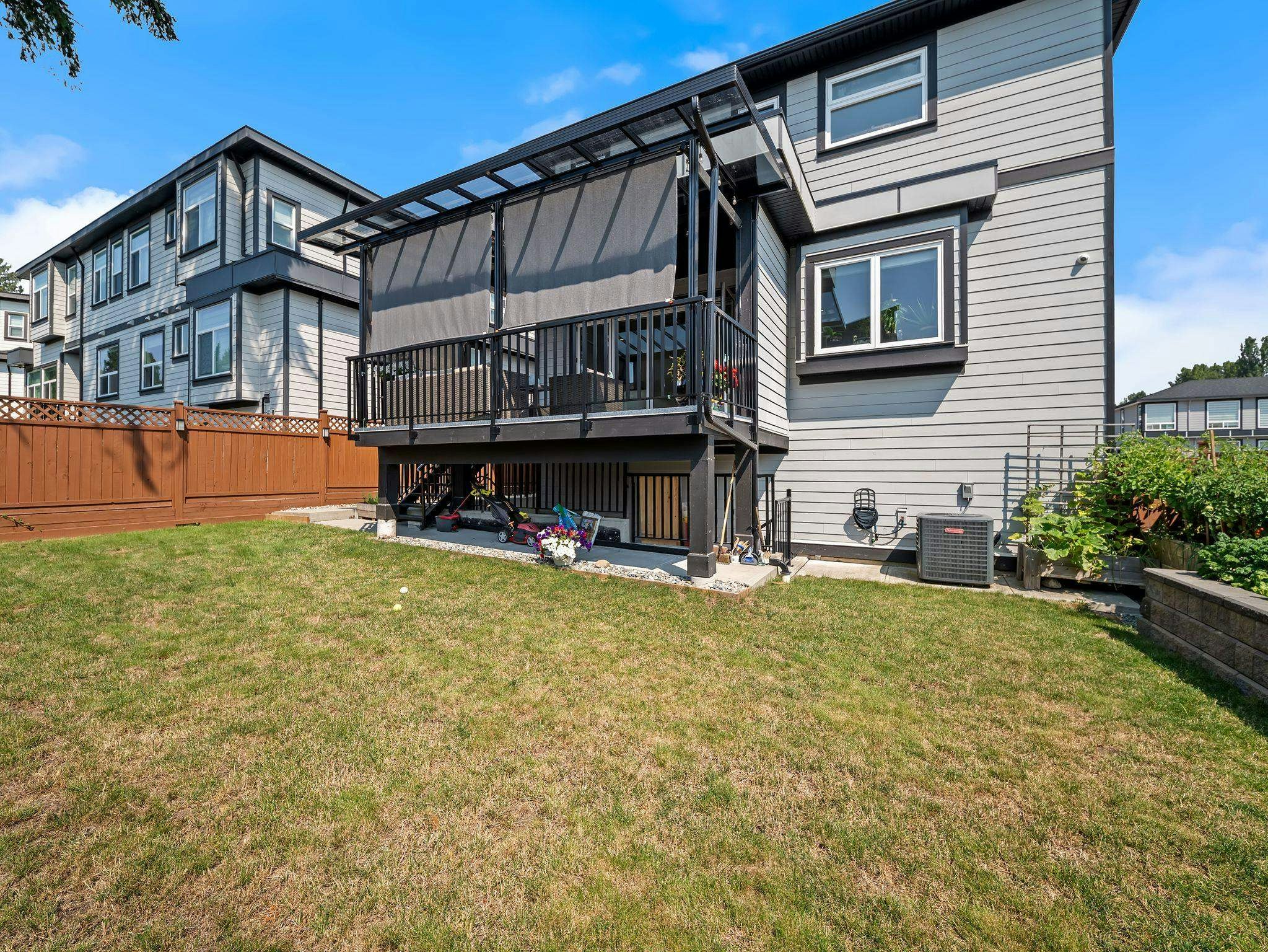 20574 71 Avenue, Langley, BC, V2Y 3J9 - 39