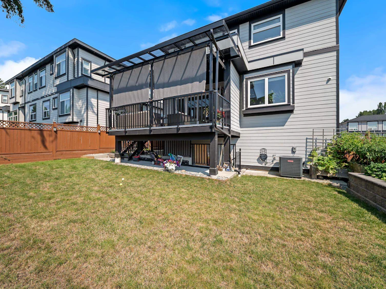 20574 71 Avenue, Langley, BC, V2Y 3J9 - 39