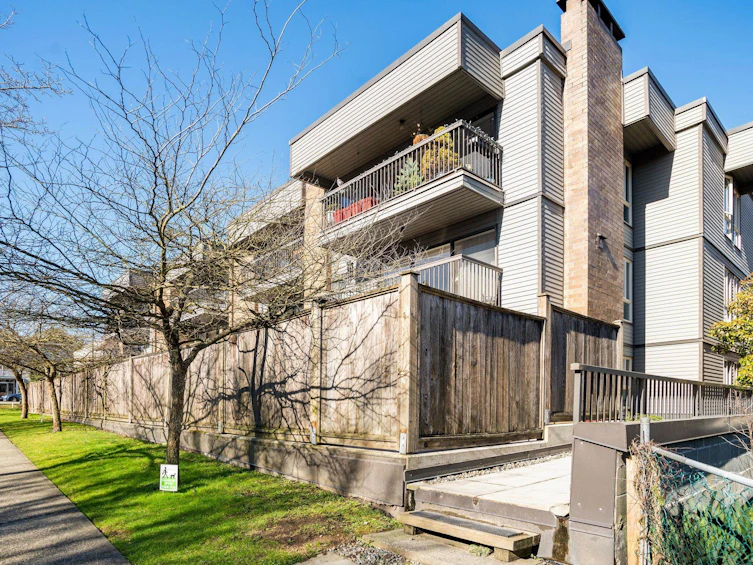 205-3264 Oak Street, Vancouver, BC, V6H 2L3 - 23