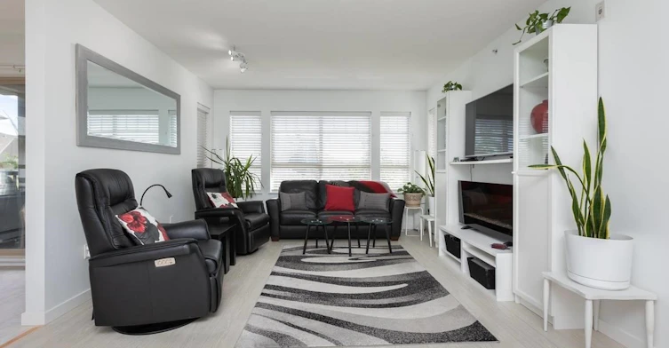 511-2951 Silver Springs Boulevard, Coquitlam, BC, V3E 3S4 - 3