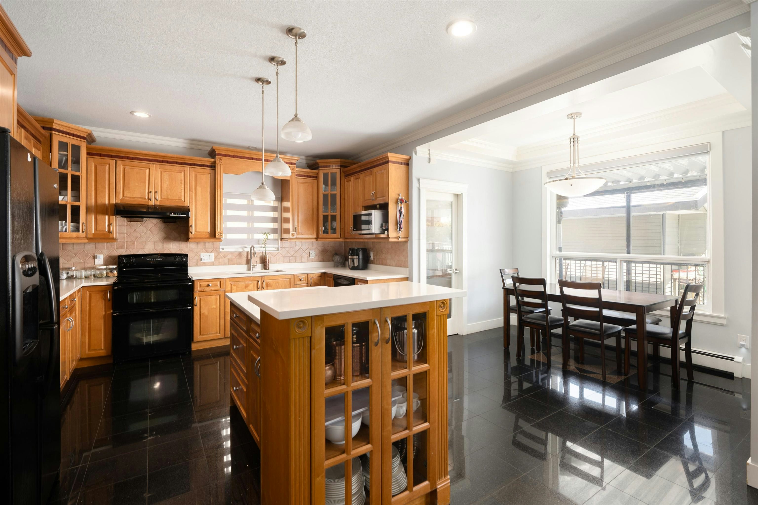 14977 69 Avenue, Surrey, BC, V3S 0Y8 - 15