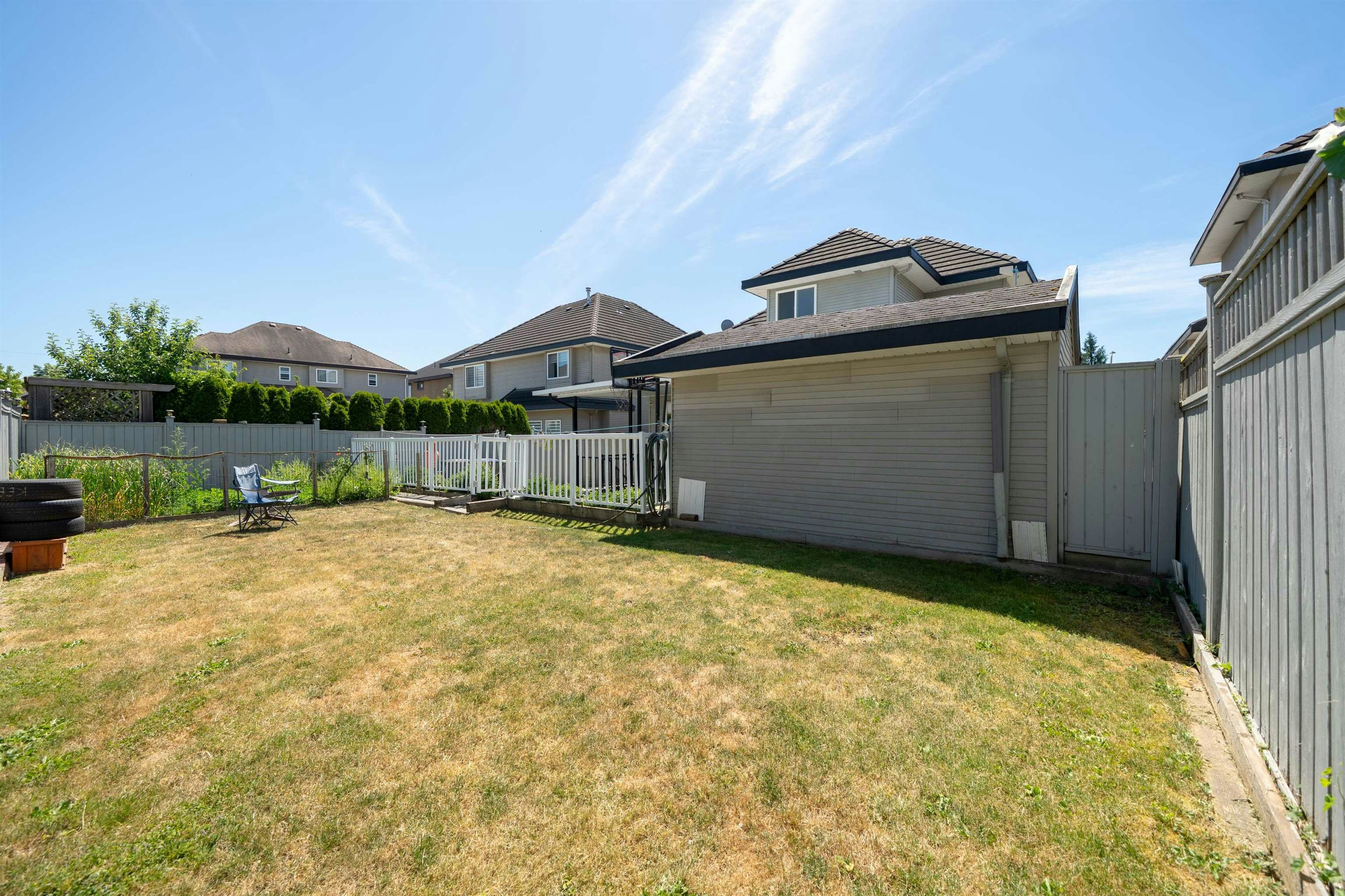 14977 69 Avenue, Surrey, BC, V3S 0Y8 - 35